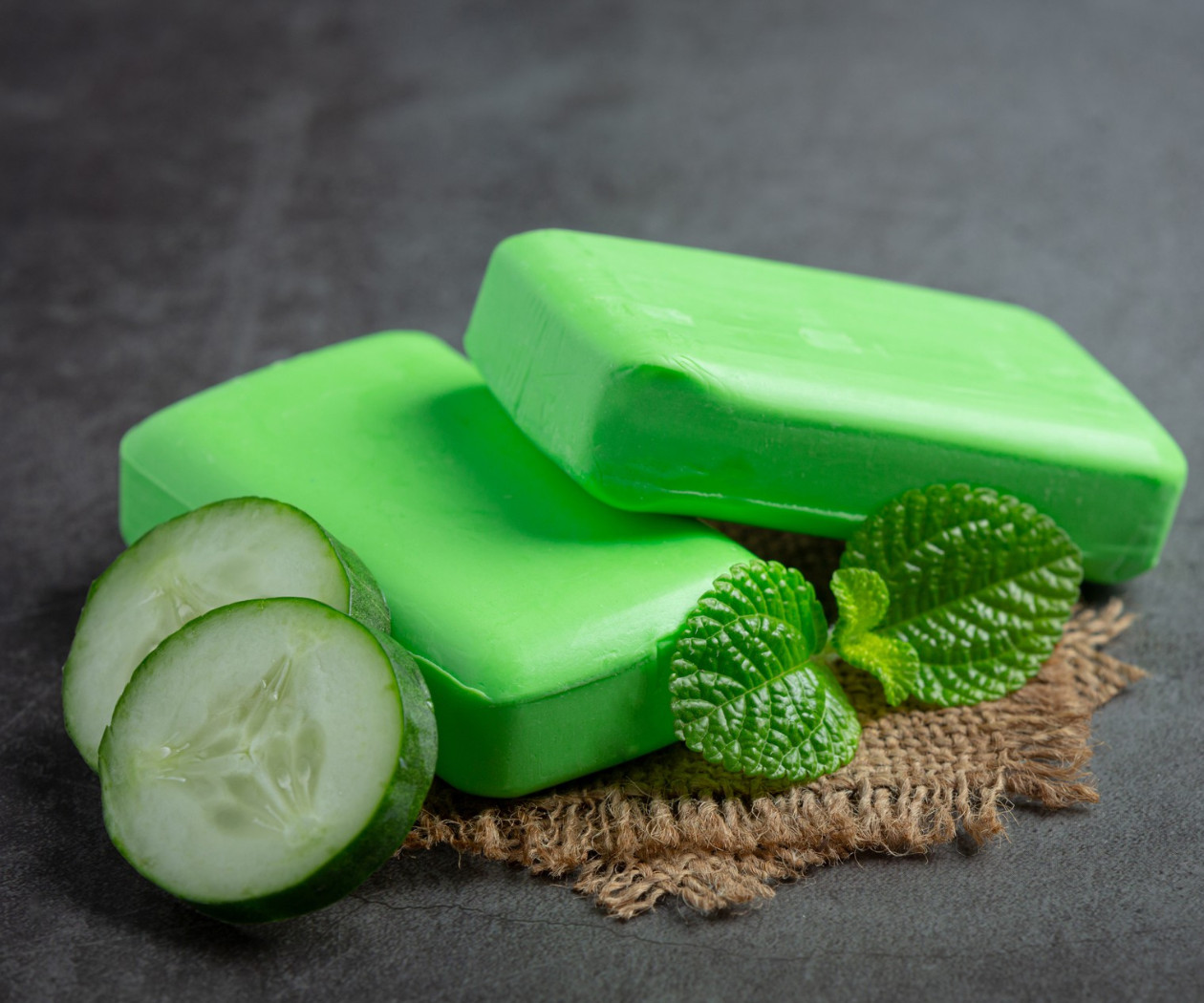 Peppermint & Eucalyptus Invigorating Bar